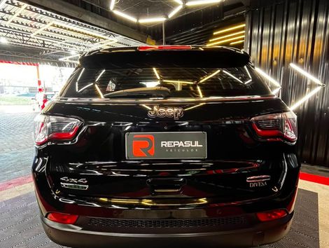 Jeep COMPASS LONGITUDE 2.0 4x4 Dies. 16V Aut.
