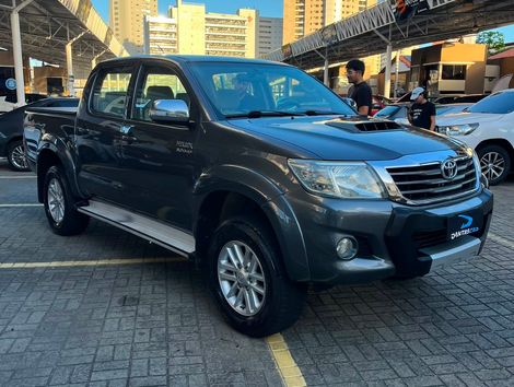 Toyota Hilux CD SRV D4-D 4x4 3.0 TDI Diesel Aut