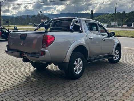 MITSUBISHI 2.4 HLS 4X2 CD 16V FLEX 4P MANUAL