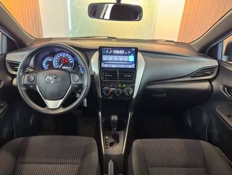 Toyota YARIS XL Live 1.3 Flex 16V 5p Aut.