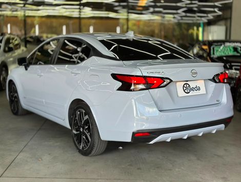 Nissan VERSA Exclusive 1.6 16V Flex Aut.