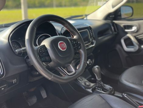 Fiat Toro Freedom 1.8 16V Flex Aut.
