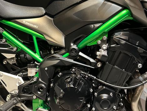 KAWASAKI Z 900