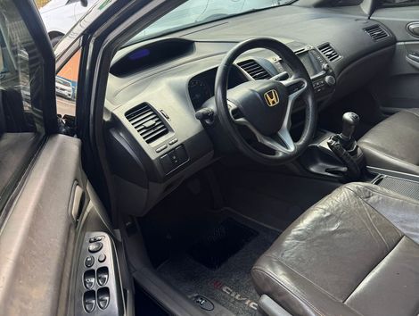 Honda Civic Sedan LXS 1.8/1.8 Flex 16V Mec. 4p