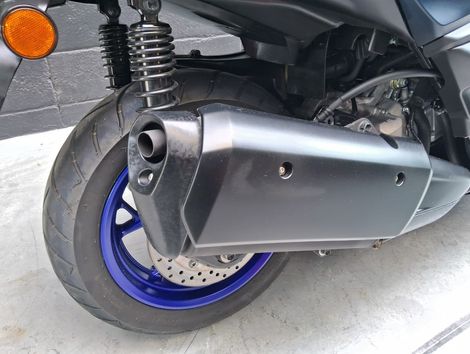 YAMAHA XMAX 250 CONNECTED 