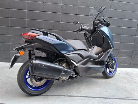 YAMAHA XMAX 250 CONNECTED 