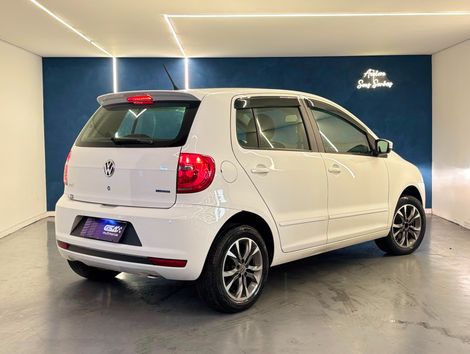 VolksWagen Fox BLUEMOTION 1.0 Mi Total Flex 12V 5p