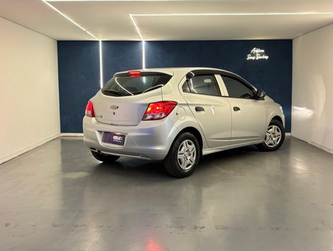 Chevrolet ONIX HATCH Joy 1.0 8V Flex 5p Mec.