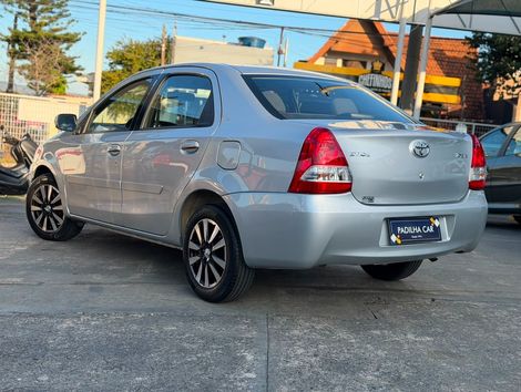 Toyota ETIOS XS Sedan1.5 Flex 16V 4p Mec.