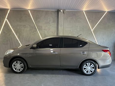 Nissan VERSA SV 1.6 16V Flex Fuel 4p Mec.