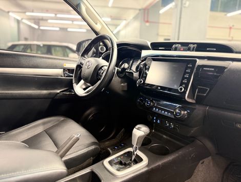 Toyota Hilux CD SRX 4x4 2.8 TDI 16V Diesel Aut.