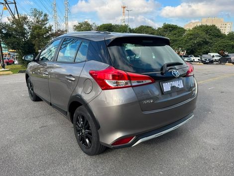 Toyota YARIS X-WAY 1.5 Flex 16V 5p Aut.