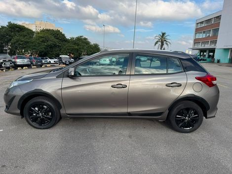 Toyota YARIS X-WAY 1.5 Flex 16V 5p Aut.