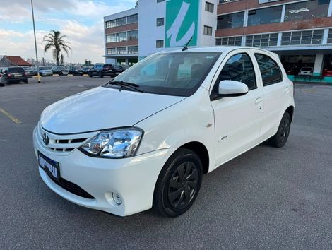 Toyota ETIOS X 1.3 Flex 16V 5p Aut.