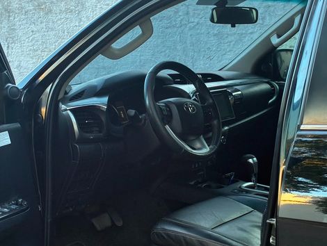 Toyota Hilux CD SRX 4x4 2.8 TDI 16V Diesel Aut.