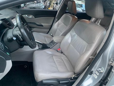 Honda Civic Sedan LXR 2.0 Flexone 16V Aut. 4p