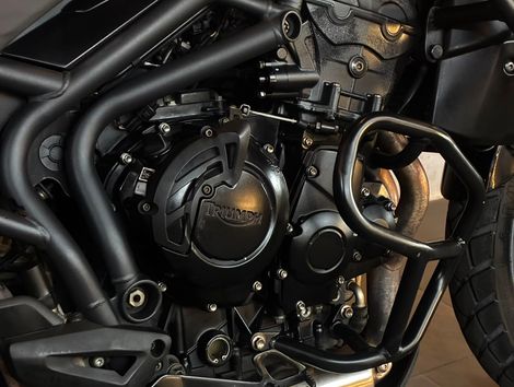 TRIUMPH TIGER 800