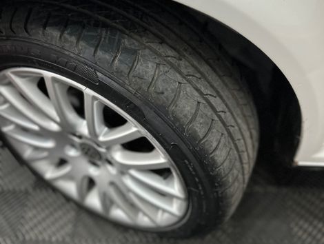VolksWagen Golf Sportline 1.6 Mi Total Flex 8V 4p