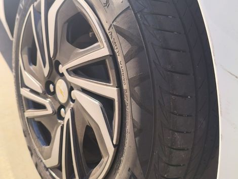 Chevrolet ONIX SEDAN Plus LT 1.0 12V Flex 4p Mec.