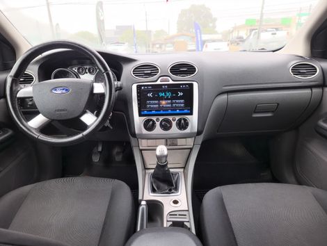 Ford Focus Sedan 1.6 1.6 Flex 8V 16V 4P Mec. - foto 8