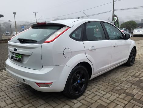 Ford Focus Sedan 1.6 1.6 Flex 8V 16V 4P Mec. - foto 4
