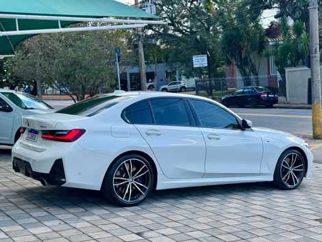 BMW 320iA 2.0 TB M Sport A.Flex/M.Sport 4p