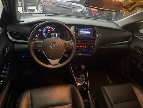 Toyota YARIS XLS Sedan 1.5 Flex 16V 4p Aut.