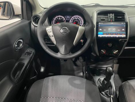 Nissan VERSA SV 1.6 16V Flex Fuel 4p Mec.