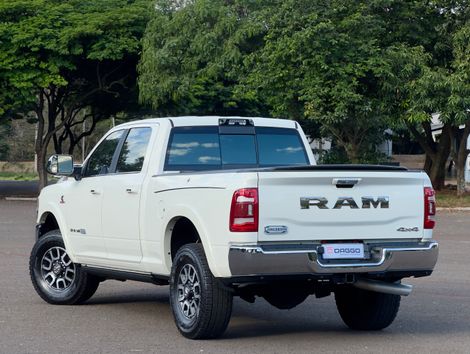 RAM 3500 LIMITED LONGHORN 6.7 TB CD Diesel