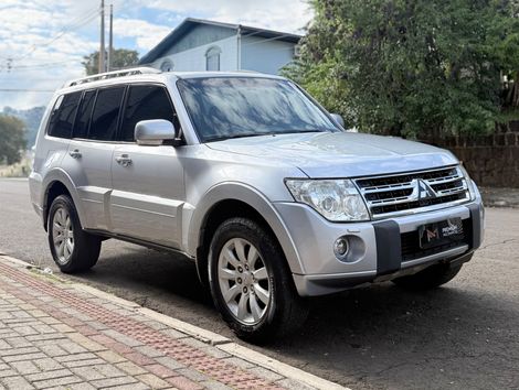Mitsubishi Pajero HPE Full 3.2 4x4 T.I.Dies. 5p Aut