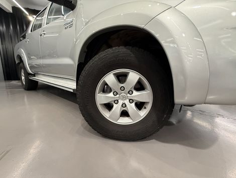 Toyota Hilux CD SRV 4x4 2.7 Flex 16V Aut.