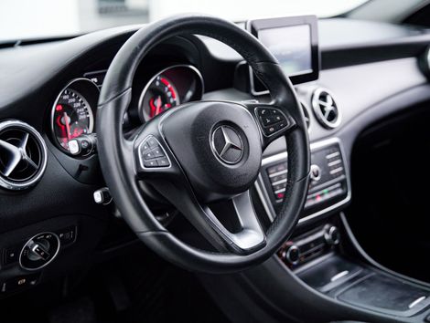 Mercedes GLA 200 Style 1.6 TB 16V/Flex Aut.
