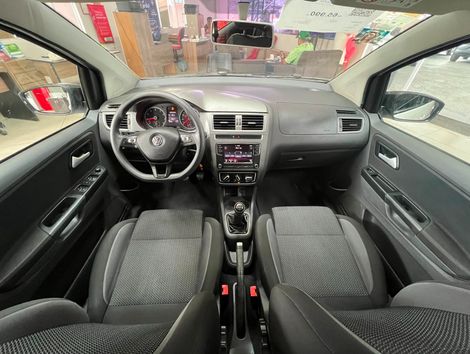 VolksWagen Fox Connect 1.6 Flex 8V 5p