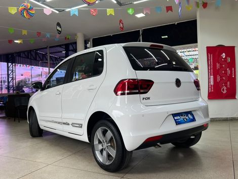 VolksWagen Fox Connect 1.6 Flex 8V 5p