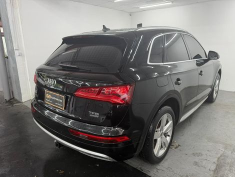 Audi Q5 Ambiente 2.0 TFSI Quattro S tronic