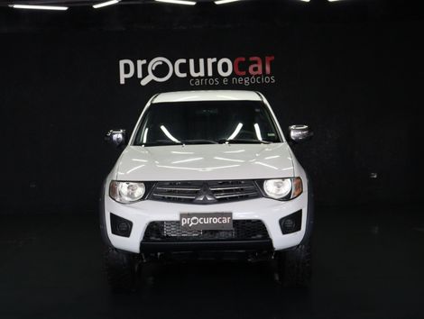 Mitsubishi L200 OUTDOOR HPE 2.5 4x4 CD T.Dies. Mec.