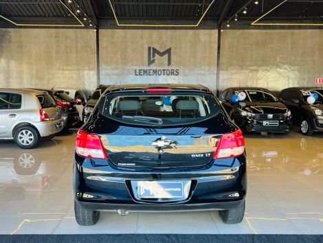 Chevrolet ONIX HATCH LT 1.0 8V FlexPower 5p Mec.