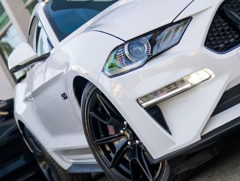 Ford Mustang Black Shadow 5.0 V8