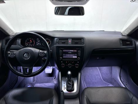 VolksWagen JETTA Comfortline 2.0 T.Flex 8V 4p Tipt.