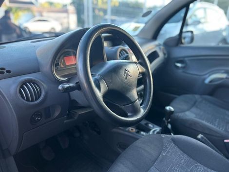 Citroën C3 GLX 1.4/ GLX Sonora 1.4 Flex 8V 5p