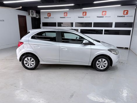 Chevrolet ONIX HATCH Joy 1.0 8V Flex 5p Mec.