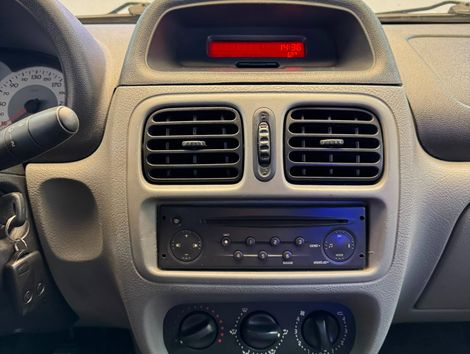 Renault Clio Privilège Hi-Flex 1.6 16V 5p