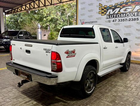 Toyota Hilux CD SRV D4-D 4x4 3.0 TDI Diesel Aut