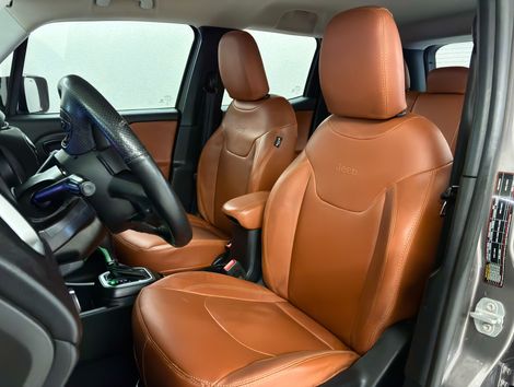 Jeep Renegade Sport 1.8 4x2 Flex 16V Aut.