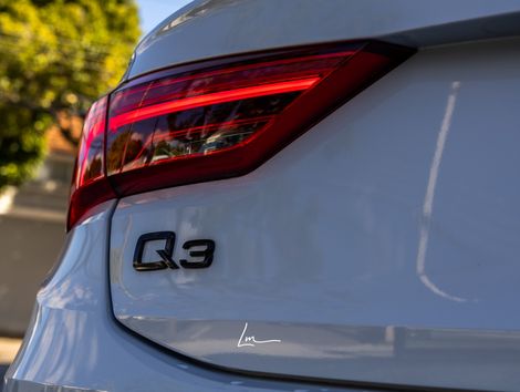 Audi Q3 Sportb. 2.0 TFSI Anniv. Edit. Quattro
