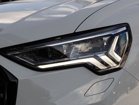 Audi Q3 Sportb. 2.0 TFSI Anniv. Edit. Quattro