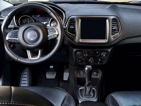 Jeep COMPASS LONGITUDE 2.0 4x2 Flex 16V Aut.