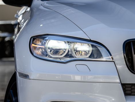 BMW X6 M 4.4 4x4 V8 32V Bi-Turbo Aut.