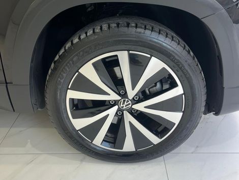 VolksWagen TAOS Highline 1.4 250 TSI Flex Aut.