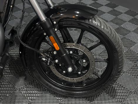 Royal Enfield Meteor 350 Fireball 